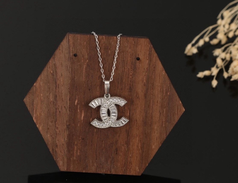Ch**el necklaces